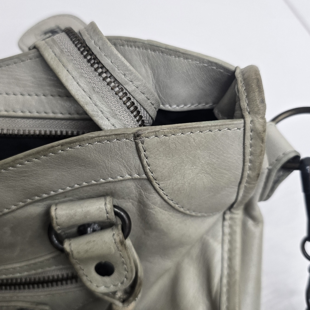 Vintage Balenciaga bag - Picture 13 of 15